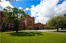英国爱丁堡大学研究生申请条件