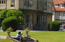 英国中学留学条件需要满足哪些？